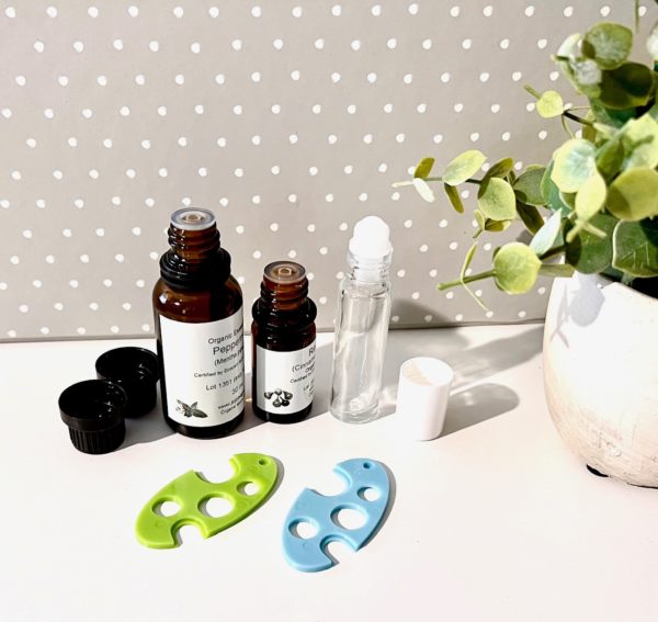 Outil en plastique pour les utilisateurs d'huiles essentielles